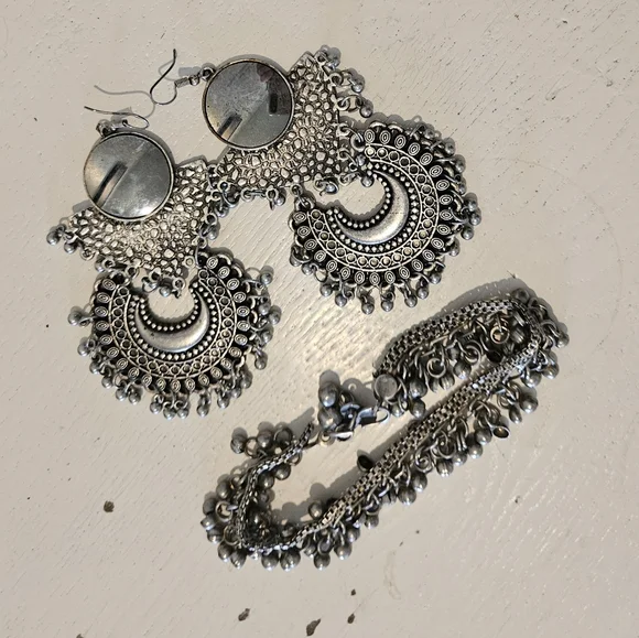 Large Lot, Indian Bollywood Style Gold Tone Bridal Jewelry Necklaces Earrings - Picture 10 of 12